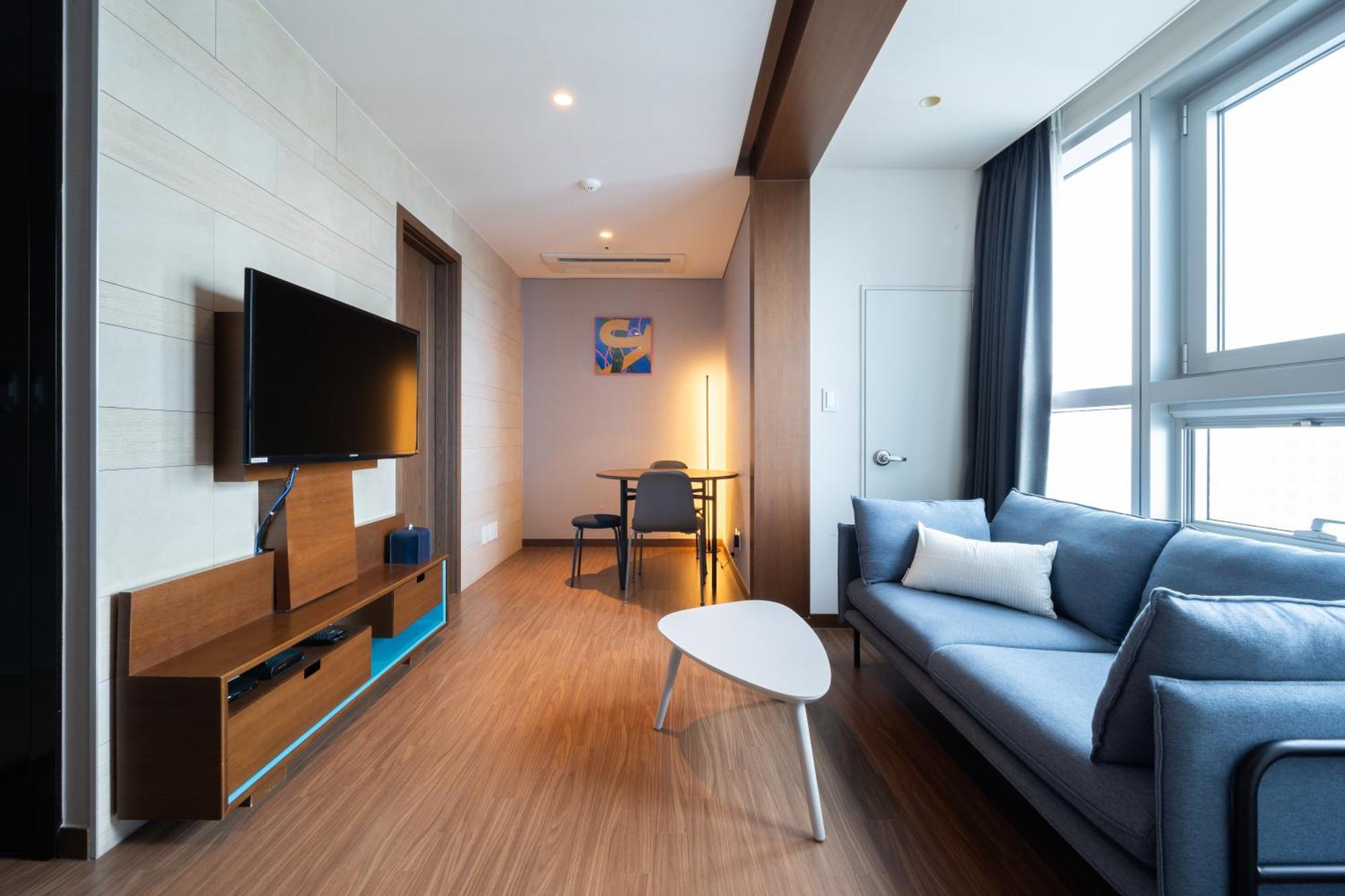 Urbanstay Haeundae Station Busan Buitenkant foto